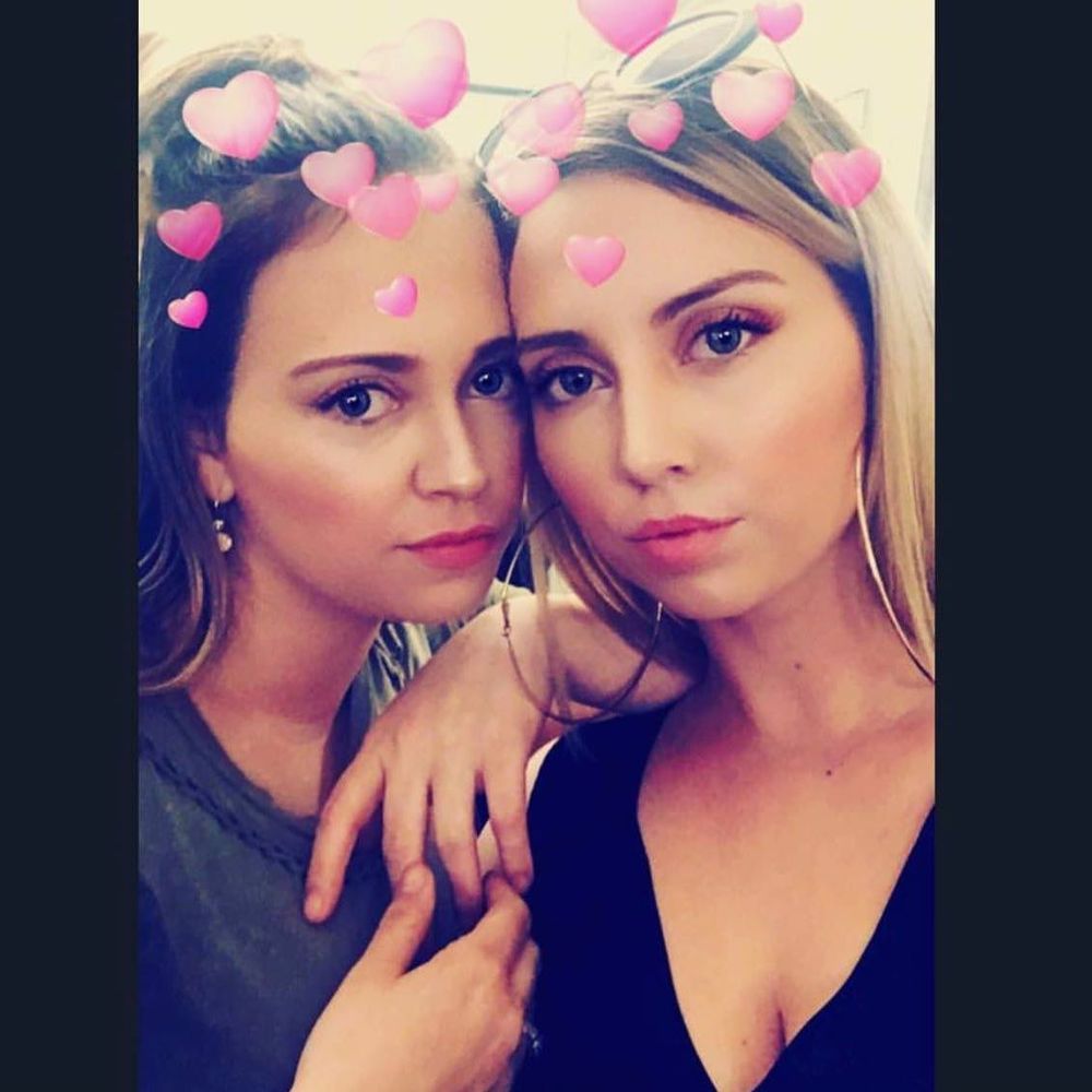 Meet your Posher, Charlotte